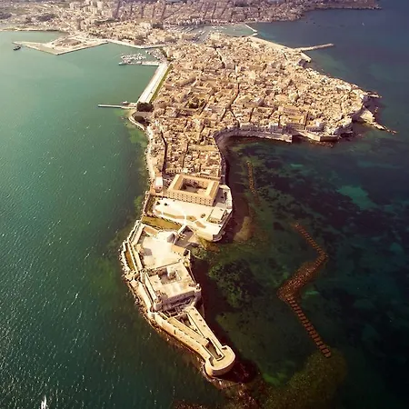 Mareluna * Συρακούσες